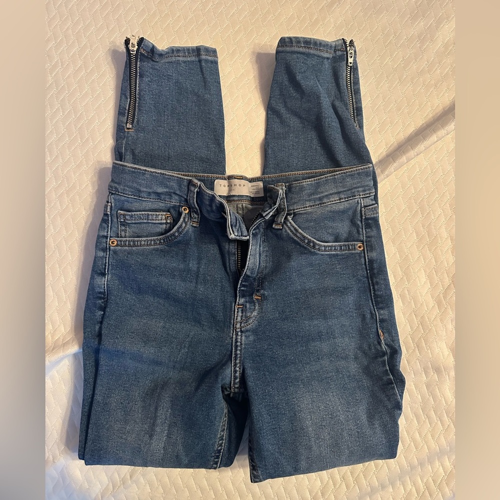 Topshop Jamie High-Waisted Ankle Zipper Jeans